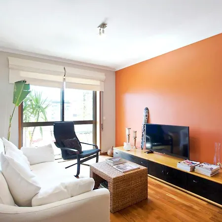 Spacious In With Terrace *