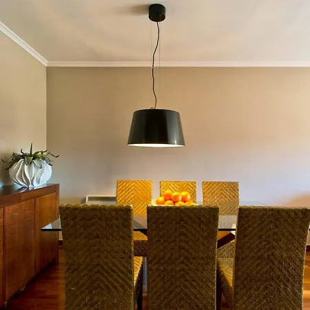 Apartment Spacious In With Terrace Porto