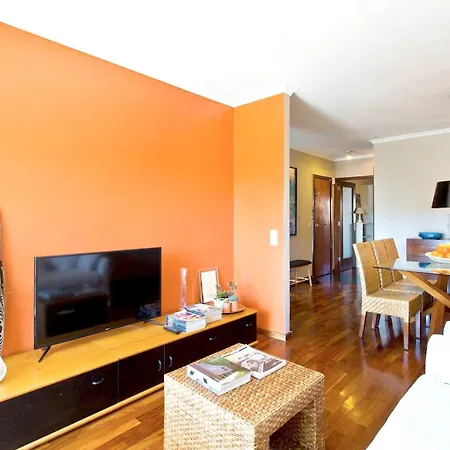 Spacious In With Terrace *