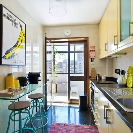 Spacious In With Terrace Apartment Porto