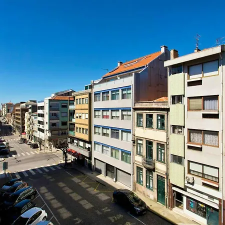 Spacious In With Terrace * Porto
