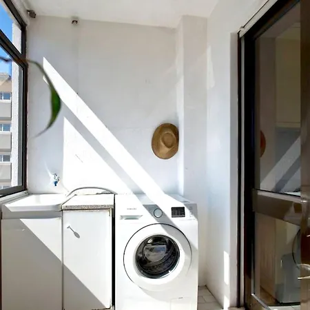 Apartment Spacious In With Terrace Porto